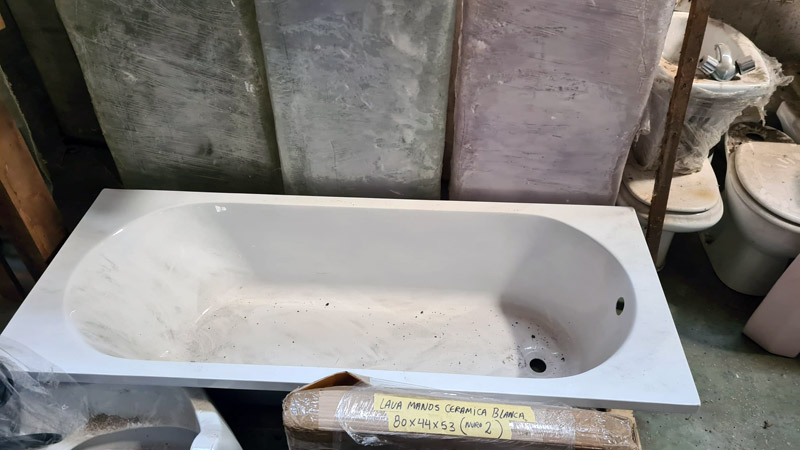bañera empotrar metal-ceramica 39.5x169.5x69.5 (80eu.) 1u.